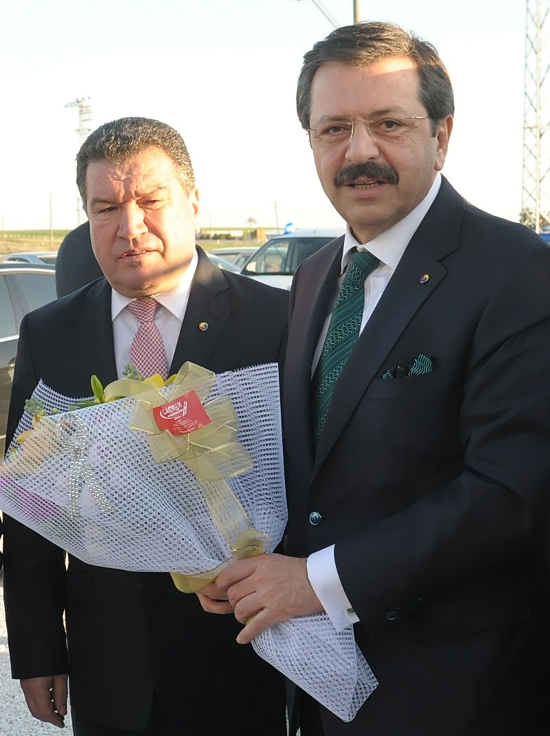 M. Rifat Hisarcıklıoğlu Türkiye’nin En İtibarlı İş Dünyası Sivil Toplum Kuruluşu Lideri Seçildi.